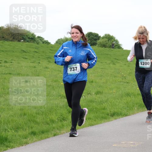 04.05.2025 - 8. Wedeler Halbmarathon Lena Gebhardt http://msf.ph/oto/7835295 04.05.2025 11:27:06 Laufen 737, 1200, 859 meine-sportfotos.de