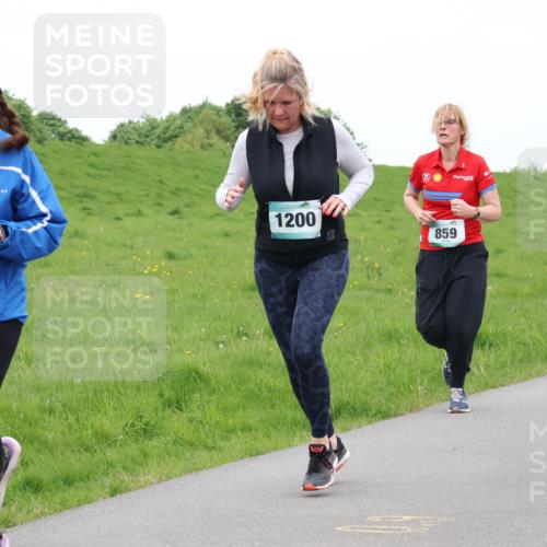 04.05.2025 - 8. Wedeler Halbmarathon Lena Gebhardt http://msf.ph/oto/7835299 04.05.2025 11:27:07 Laufen 1200, 737, 136, 859 meine-sportfotos.de
