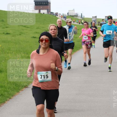 04.05.2025 - 8. Wedeler Halbmarathon Yannick Fuchs http://msf.ph/oto/7835321 04.05.2025 11:23:15 Laufen 715, 47, 796, 336, 563 meine-sportfotos.de