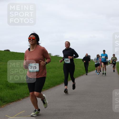 04.05.2025 - 8. Wedeler Halbmarathon Yannick Fuchs http://msf.ph/oto/7835397 04.05.2025 11:23:17 Laufen 715, 645 meine-sportfotos.de