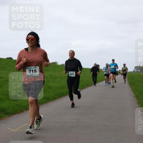 04.05.2025 - 8. Wedeler Halbmarathon Yannick Fuchs http://msf.ph/oto/7835404 04.05.2025 11:23:18 Laufen 715, 645 meine-sportfotos.de