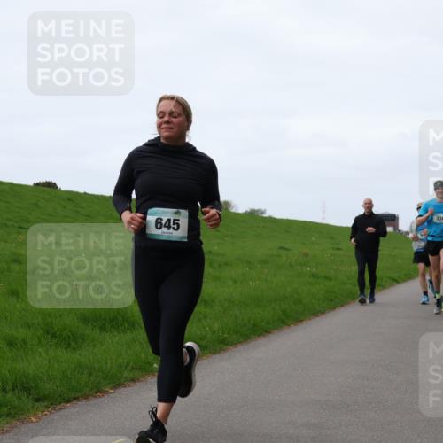 04.05.2025 - 8. Wedeler Halbmarathon Yannick Fuchs http://msf.ph/oto/7835418 04.05.2025 11:23:18 Laufen 645, 336 meine-sportfotos.de