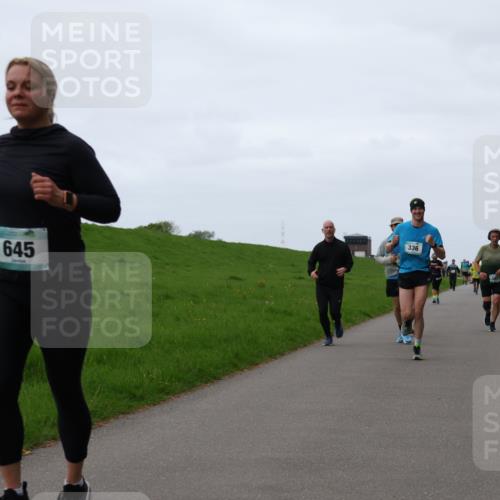 04.05.2025 - 8. Wedeler Halbmarathon Yannick Fuchs http://msf.ph/oto/7835429 04.05.2025 11:23:19 Laufen 645, 336 meine-sportfotos.de