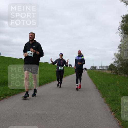 04.05.2025 - 8. Wedeler Halbmarathon Yannick Fuchs http://msf.ph/oto/7835445 04.05.2025 11:44:24 Laufen 420, 590 meine-sportfotos.de