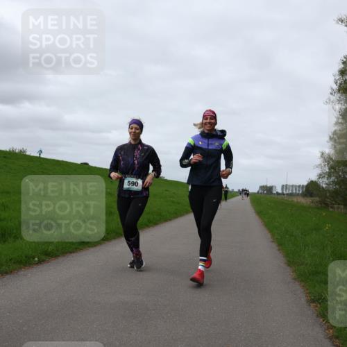 04.05.2025 - 8. Wedeler Halbmarathon Yannick Fuchs http://msf.ph/oto/7835470 04.05.2025 11:44:25 Laufen 590 meine-sportfotos.de