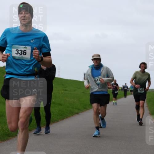 04.05.2025 - 8. Wedeler Halbmarathon Yannick Fuchs http://msf.ph/oto/7835507 04.05.2025 11:23:21 Laufen 336, 947, 563 meine-sportfotos.de