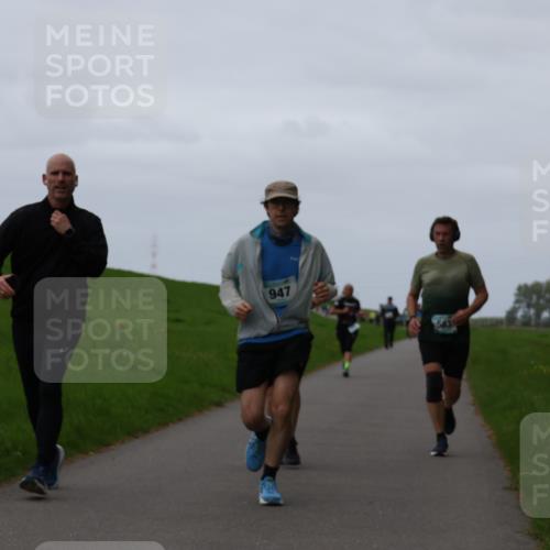 04.05.2025 - 8. Wedeler Halbmarathon Yannick Fuchs http://msf.ph/oto/7835516 04.05.2025 11:23:22 Laufen 947, 563 meine-sportfotos.de