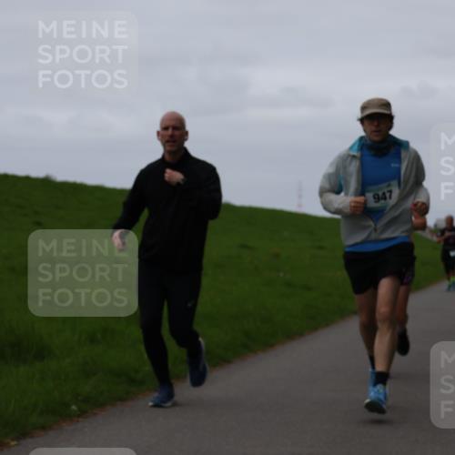 04.05.2025 - 8. Wedeler Halbmarathon Yannick Fuchs http://msf.ph/oto/7835532 04.05.2025 11:23:22 Laufen 947 meine-sportfotos.de