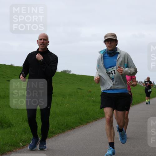 04.05.2025 - 8. Wedeler Halbmarathon Yannick Fuchs http://msf.ph/oto/7835537 04.05.2025 11:23:23 Laufen 947, 375, 563 meine-sportfotos.de