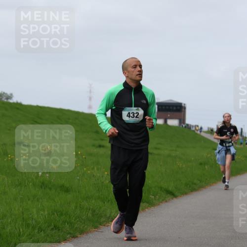 04.05.2025 - 8. Wedeler Halbmarathon Yannick Fuchs http://msf.ph/oto/7835553 04.05.2025 11:44:35 Laufen 432, 560 meine-sportfotos.de