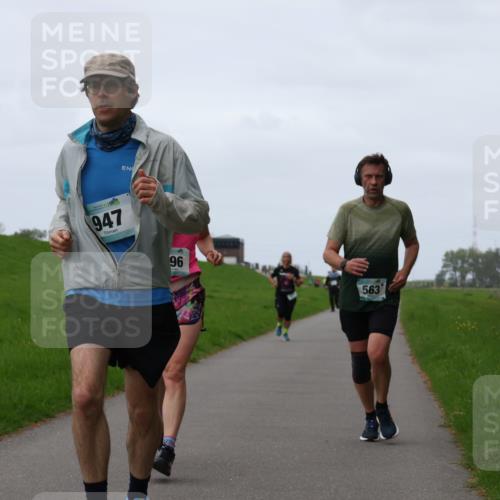 04.05.2025 - 8. Wedeler Halbmarathon Yannick Fuchs http://msf.ph/oto/7835556 04.05.2025 11:23:23 Laufen 947, 96, 563 meine-sportfotos.de
