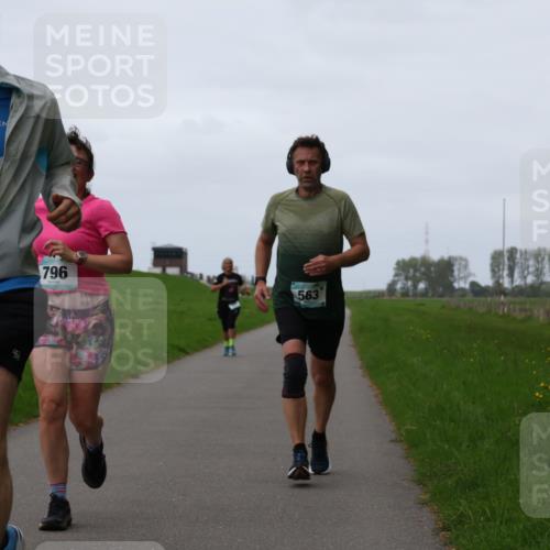04.05.2025 - 8. Wedeler Halbmarathon Yannick Fuchs http://msf.ph/oto/7835567 04.05.2025 11:23:24 Laufen 947, 796, 563 meine-sportfotos.de