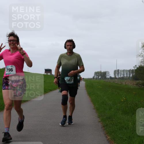 04.05.2025 - 8. Wedeler Halbmarathon Yannick Fuchs http://msf.ph/oto/7835584 04.05.2025 11:23:24 Laufen 796, 563 meine-sportfotos.de