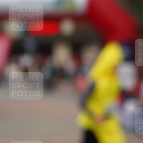 04.05.2025 - 8. Wedeler Halbmarathon Felixshl http://msf.ph/oto/7835585 04.05.2025 12:20:32 Ziel  meine-sportfotos.de