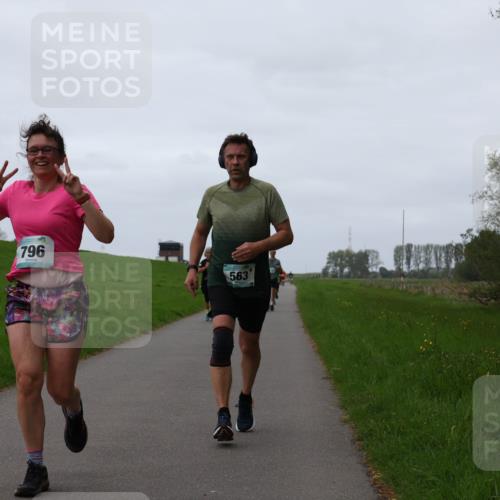 04.05.2025 - 8. Wedeler Halbmarathon Yannick Fuchs http://msf.ph/oto/7835588 04.05.2025 11:23:25 Laufen 796, 563 meine-sportfotos.de