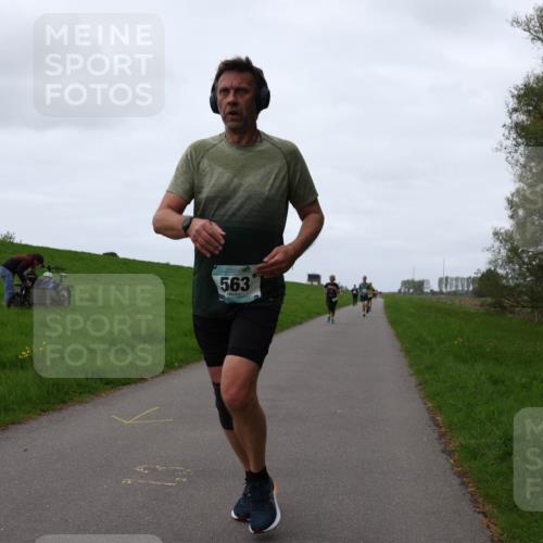 04.05.2025 - 8. Wedeler Halbmarathon Yannick Fuchs http://msf.ph/oto/7835662 04.05.2025 11:23:26 Laufen 563 meine-sportfotos.de