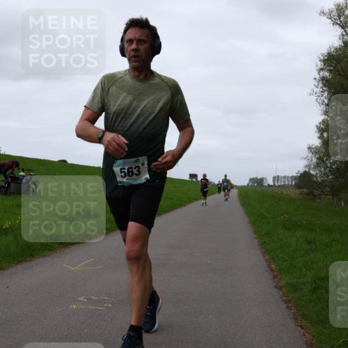 04.05.2025 - 8. Wedeler Halbmarathon Yannick Fuchs http://msf.ph/oto/7835666 04.05.2025 11:23:26 Laufen 563 meine-sportfotos.de