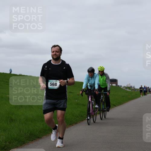 04.05.2025 - 8. Wedeler Halbmarathon Yannick Fuchs http://msf.ph/oto/7835672 04.05.2025 11:44:47 Laufen 568 meine-sportfotos.de