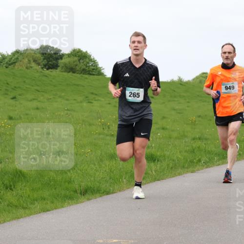 04.05.2025 - 8. Wedeler Halbmarathon Lena Gebhardt http://msf.ph/oto/7835678 04.05.2025 11:28:27 Laufen 949, 265 meine-sportfotos.de