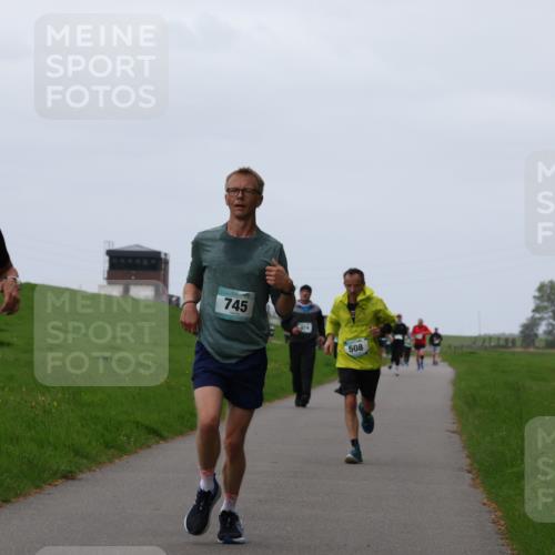 04.05.2025 - 8. Wedeler Halbmarathon Yannick Fuchs http://msf.ph/oto/7835780 04.05.2025 11:23:30 Laufen 375, 745, 508 meine-sportfotos.de