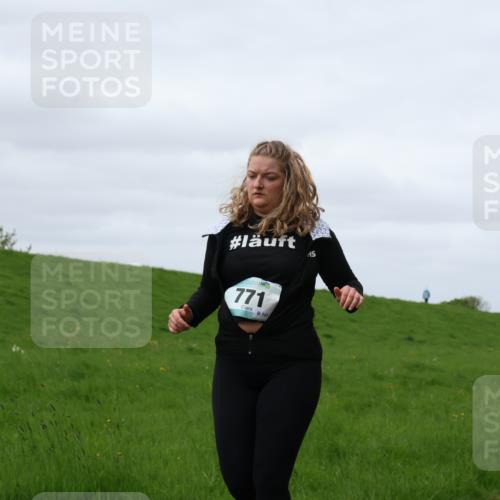 04.05.2025 - 8. Wedeler Halbmarathon Yannick Fuchs http://msf.ph/oto/7835793 04.05.2025 11:45:02 Laufen 771, 141 meine-sportfotos.de