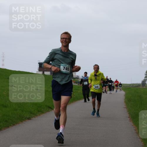 04.05.2025 - 8. Wedeler Halbmarathon Yannick Fuchs http://msf.ph/oto/7835805 04.05.2025 11:23:31 Laufen 745, 375, 874, 508 meine-sportfotos.de