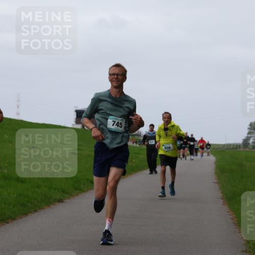 04.05.2025 - 8. Wedeler Halbmarathon Yannick Fuchs http://msf.ph/oto/7835807 04.05.2025 11:23:31 Laufen 375, 745, 508 meine-sportfotos.de