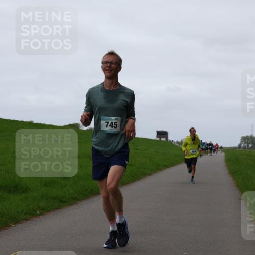 04.05.2025 - 8. Wedeler Halbmarathon Yannick Fuchs http://msf.ph/oto/7835828 04.05.2025 11:23:33 Laufen 375, 745, 508 meine-sportfotos.de