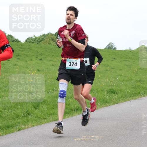 04.05.2025 - 8. Wedeler Halbmarathon Lena Gebhardt http://msf.ph/oto/7835848 04.05.2025 11:29:16 Laufen 1194, 374 meine-sportfotos.de