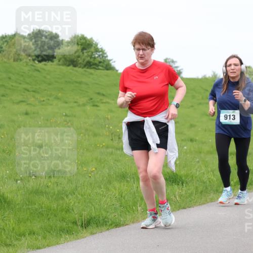04.05.2025 - 8. Wedeler Halbmarathon Lena Gebhardt http://msf.ph/oto/7835896 04.05.2025 11:29:23 Laufen 913, 681 meine-sportfotos.de
