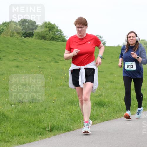 04.05.2025 - 8. Wedeler Halbmarathon Lena Gebhardt http://msf.ph/oto/7835899 04.05.2025 11:29:23 Laufen 913, 681 meine-sportfotos.de