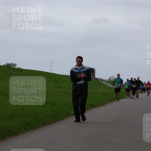 04.05.2025 - 8. Wedeler Halbmarathon Yannick Fuchs http://msf.ph/oto/7835921 04.05.2025 11:23:41 Laufen  meine-sportfotos.de