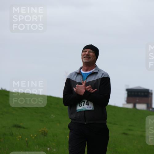 04.05.2025 - 8. Wedeler Halbmarathon Yannick Fuchs http://msf.ph/oto/7835935 04.05.2025 11:23:42 Laufen 874, 118 meine-sportfotos.de