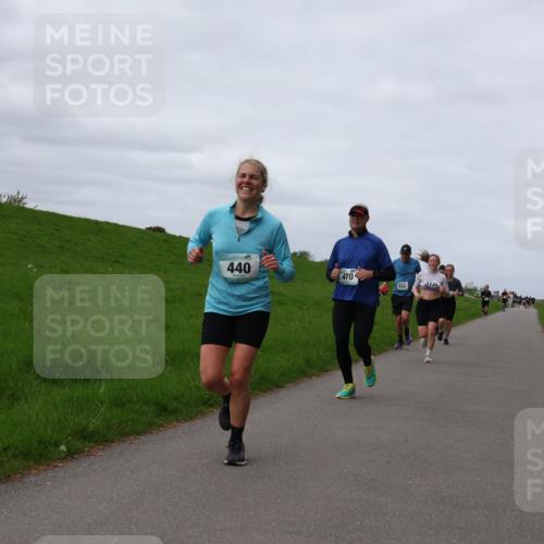 04.05.2025 - 8. Wedeler Halbmarathon Yannick Fuchs http://msf.ph/oto/7835954 04.05.2025 11:45:09 Laufen 440, 470, 1135, 833 meine-sportfotos.de