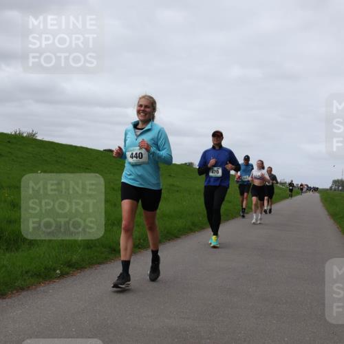 04.05.2025 - 8. Wedeler Halbmarathon Yannick Fuchs http://msf.ph/oto/7835962 04.05.2025 11:45:09 Laufen 440, 470 meine-sportfotos.de