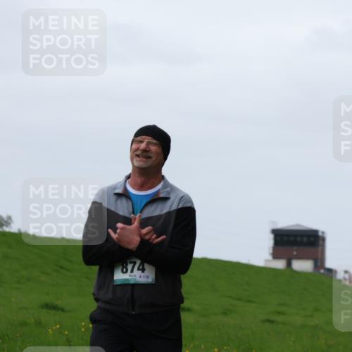 04.05.2025 - 8. Wedeler Halbmarathon Yannick Fuchs http://msf.ph/oto/7835963 04.05.2025 11:23:43 Laufen 874, 118 meine-sportfotos.de