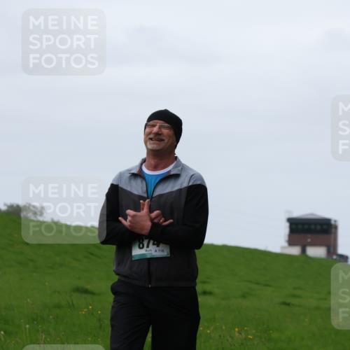 04.05.2025 - 8. Wedeler Halbmarathon Yannick Fuchs http://msf.ph/oto/7835966 04.05.2025 11:23:43 Laufen 874, 118 meine-sportfotos.de