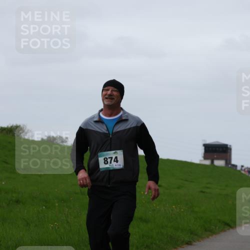 04.05.2025 - 8. Wedeler Halbmarathon Yannick Fuchs http://msf.ph/oto/7835979 04.05.2025 11:23:43 Laufen 874, 118 meine-sportfotos.de