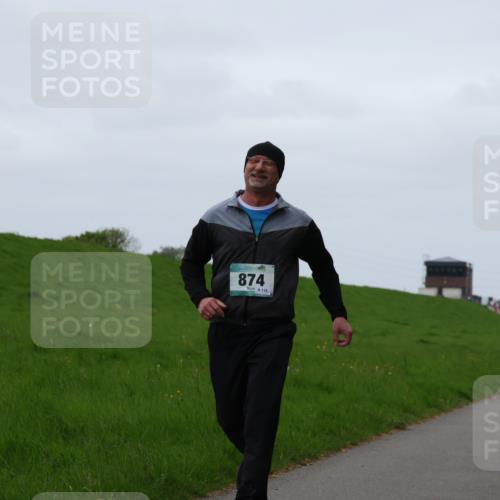 04.05.2025 - 8. Wedeler Halbmarathon Yannick Fuchs http://msf.ph/oto/7835987 04.05.2025 11:23:43 Laufen 874, 118 meine-sportfotos.de