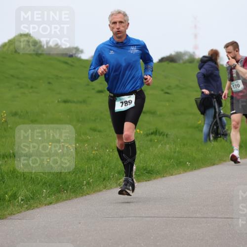 04.05.2025 - 8. Wedeler Halbmarathon Lena Gebhardt http://msf.ph/oto/7836027 04.05.2025 11:29:42 Laufen 789, 170 meine-sportfotos.de