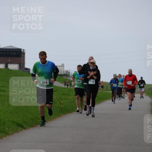 04.05.2025 - 8. Wedeler Halbmarathon Yannick Fuchs http://msf.ph/oto/7836028 04.05.2025 11:23:45 Laufen 886, 1175, 1141, 889 meine-sportfotos.de