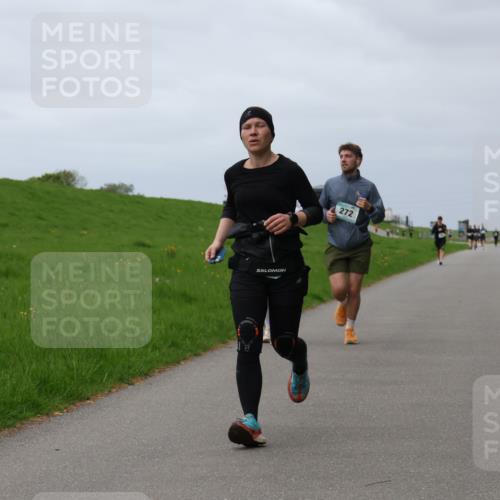 04.05.2025 - 8. Wedeler Halbmarathon Yannick Fuchs http://msf.ph/oto/7836047 04.05.2025 11:58:49 Laufen 272 meine-sportfotos.de