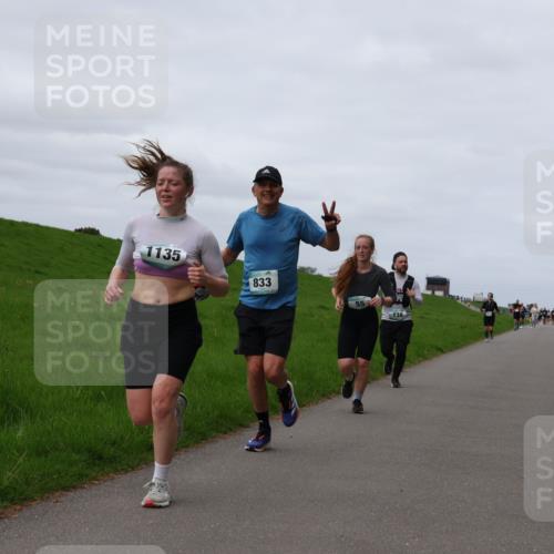 04.05.2025 - 8. Wedeler Halbmarathon Yannick Fuchs http://msf.ph/oto/7836052 04.05.2025 11:45:12 Laufen 1135, 833, 55, 138 meine-sportfotos.de