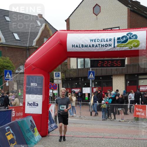 04.05.2025 - 8. Wedeler Halbmarathon Felixshl http://msf.ph/oto/7836077 04.05.2025 12:22:54 Ziel 595 meine-sportfotos.de