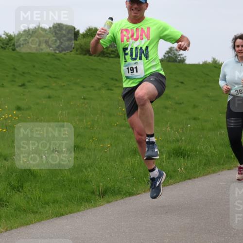 04.05.2025 - 8. Wedeler Halbmarathon Lena Gebhardt http://msf.ph/oto/7836106 04.05.2025 11:30:03 Laufen 191, 389 meine-sportfotos.de