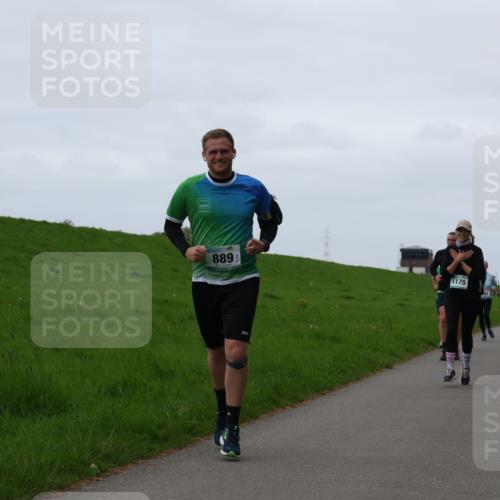 04.05.2025 - 8. Wedeler Halbmarathon Yannick Fuchs http://msf.ph/oto/7836137 04.05.2025 11:23:53 Laufen 889, 1175, 1141 meine-sportfotos.de