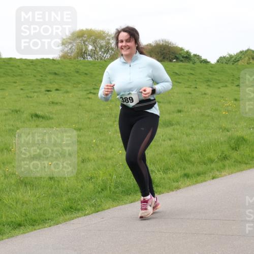 04.05.2025 - 8. Wedeler Halbmarathon Lena Gebhardt http://msf.ph/oto/7836165 04.05.2025 11:30:06 Laufen 389 meine-sportfotos.de