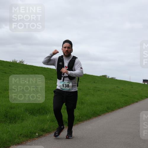 04.05.2025 - 8. Wedeler Halbmarathon Yannick Fuchs http://msf.ph/oto/7836171 04.05.2025 11:45:15 Laufen 138 meine-sportfotos.de