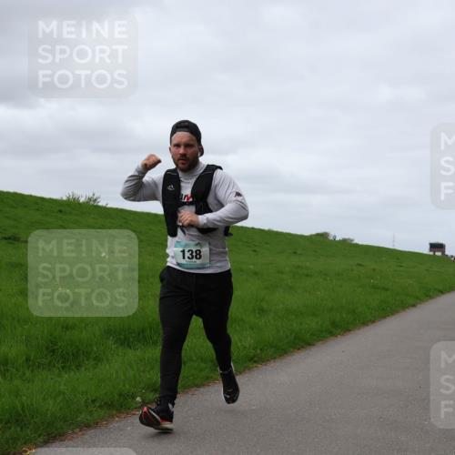 04.05.2025 - 8. Wedeler Halbmarathon Yannick Fuchs http://msf.ph/oto/7836177 04.05.2025 11:45:16 Laufen 138 meine-sportfotos.de