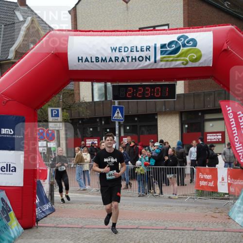 04.05.2025 - 8. Wedeler Halbmarathon Felixshl http://msf.ph/oto/7836178 04.05.2025 12:22:59 Ziel 595, 683, 974, 1005 meine-sportfotos.de